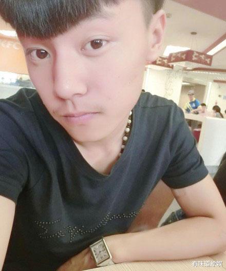 娱乐吃瓜酱王晨正